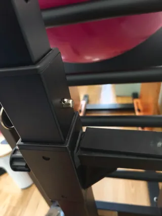 **Estación DE PESAS para dos barras y discos**