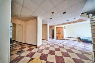 Local comercial en venta en Baza