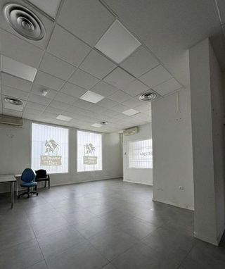 Local comercial en venta en Sevilla la Nueva
