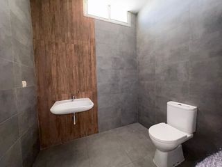 Local comercial en venta en Sevilla la Nueva