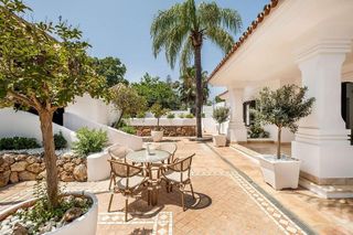 Chalet en alquiler en Los Naranjos - Las Brisas en Marbella