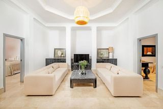 Chalet en alquiler en Los Naranjos - Las Brisas en Marbella