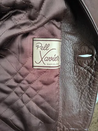Chaqueta de cuero marrón