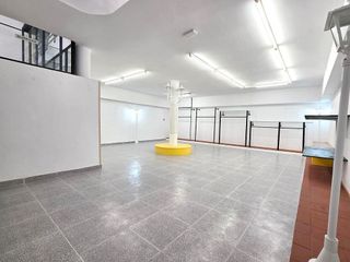 Local comercial en venta en Centro en Almería