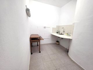 Local comercial en venta en Centro en Almería