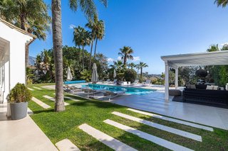 Chalet en alquiler en Nueva Andalucía centro en Marbella