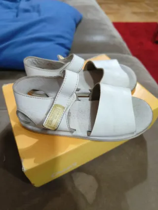 Sandalias Blanditos Blancas Talla 25