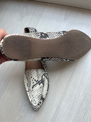 Manoletinas Madden Girl efecto piel serpiente