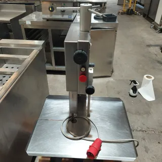 Sierra de huesos Medoc Beta 250