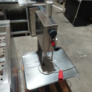 Sierra de huesos Medoc Beta 250