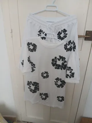 Conjunto verano flores blanco y negro