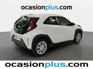 Toyota Aygo X Cross 1.0 VVT-I Play 53 kW (72 CV)