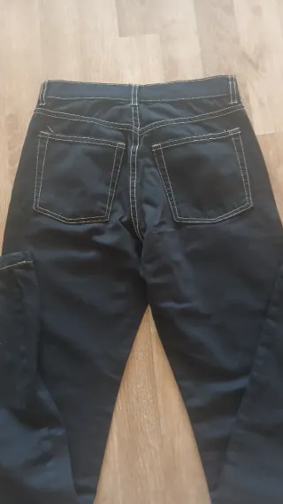 Calças ganga boca de sino tam 34