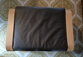 Reposapiés Poäng Piel y Madera