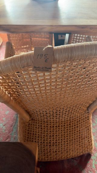 Lote: Mesa centro + Lámpara diseño + Sillón