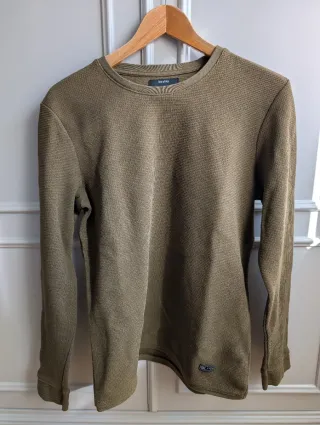 Jersey Bershka verde oliva