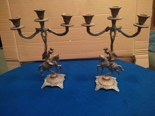 Pareja Candelabros Bronce Jinetes 3 Brazos