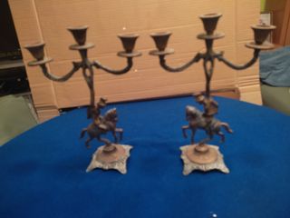 Pareja Candelabros Bronce Jinetes 3 Brazos