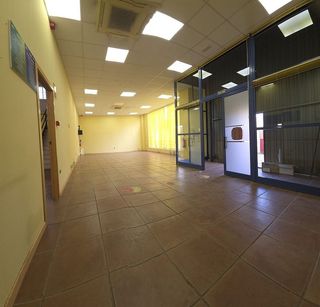 Nave industrial en venta en Pisa en Mairena del Aljarafe