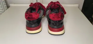 Zapatillas deportivas mujer negras y rojas