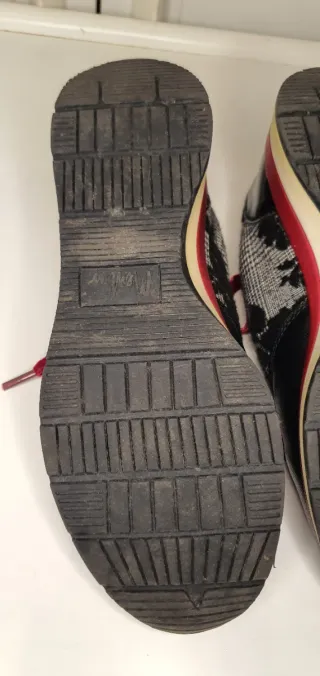 Zapatillas deportivas mujer negras y rojas