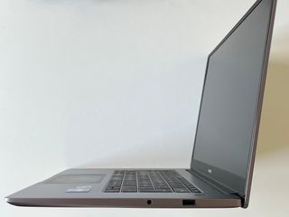 HONOR MagicBook 14 AMD