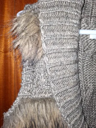 Chaleco de pelo gris y marrón talla M
