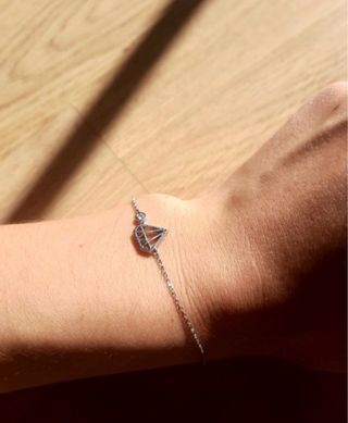 Pulsera plata con colgante de diamante