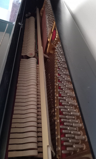 Piano Vertical Schimmel Negro