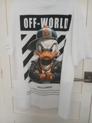 Camiseta Blanca con Estampado