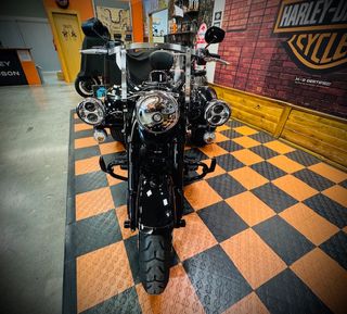 Harley-Davidson Freewheeler Trike Negra