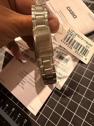 Reloj Casio Clásico Mujer Esfera Negra