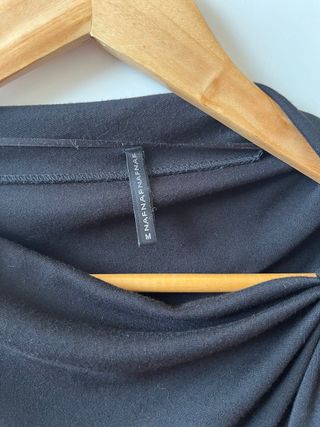 Vestido Naf Naf negro