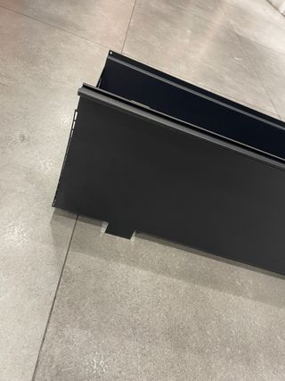 Estantería metálica para paneles ranurados