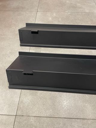 Estantería metálica para paneles ranurados