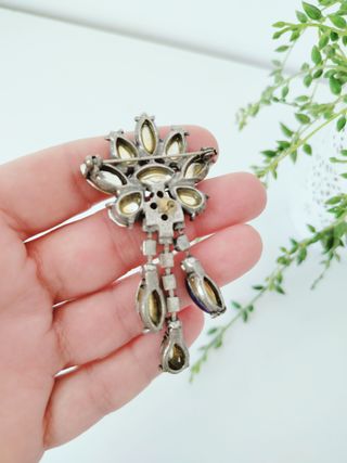 Broche vintage pedrería azul de estilo Art Decó