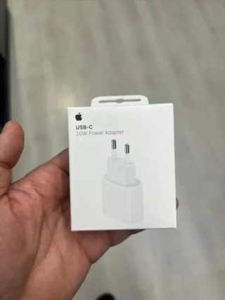 Adattatore di alimentazione Apple USB-C 20W