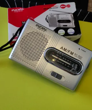 Radio Portátil AM/FM BC-R21