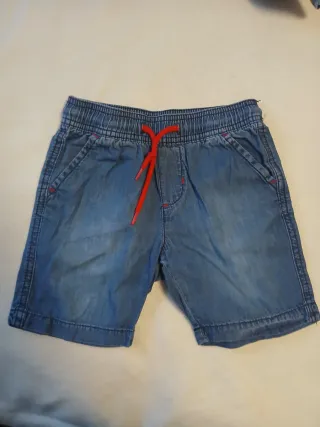 Lote 4 bermudas niño