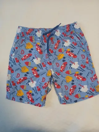 Lote 4 bermudas niño