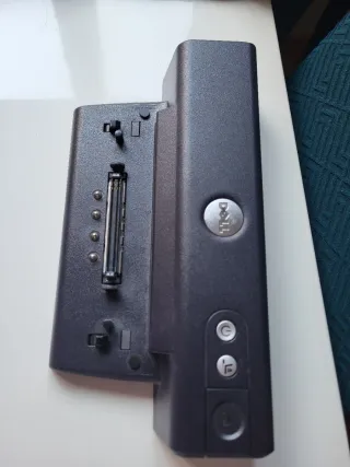 estación de acoplamiento (docking station)