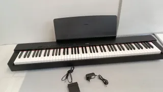 Piano Digitale Yamaha P-225B W26Y2643