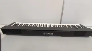 Piano Digitale Yamaha P-225B W26Y2643
