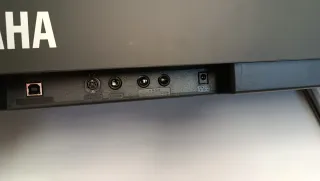 Piano Digitale Yamaha P-225B W26Y2643