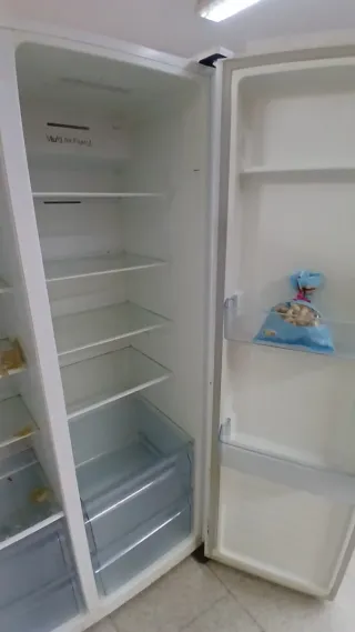 Nevera americana Hisense blanca