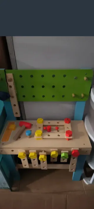 Banco de trabajo de madera para niños