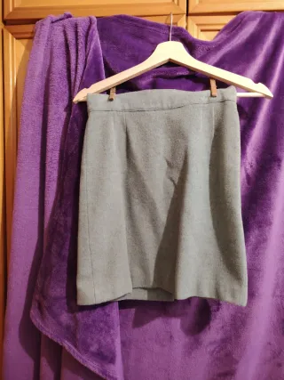 Traje falda verde  talla 38