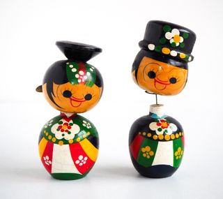 Antiche bambole Kokeshi sposa coreana