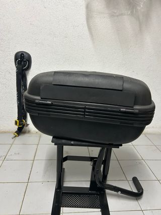 Top Case Moto VOJAGOR Preto e Vermelho