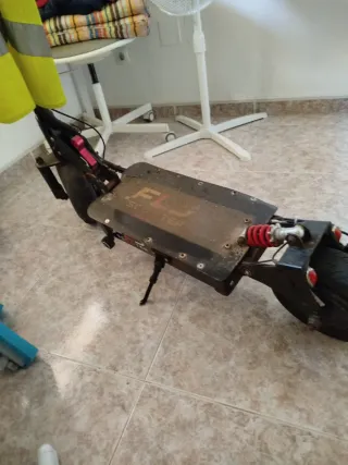 Patinete Eléctrico FLJ